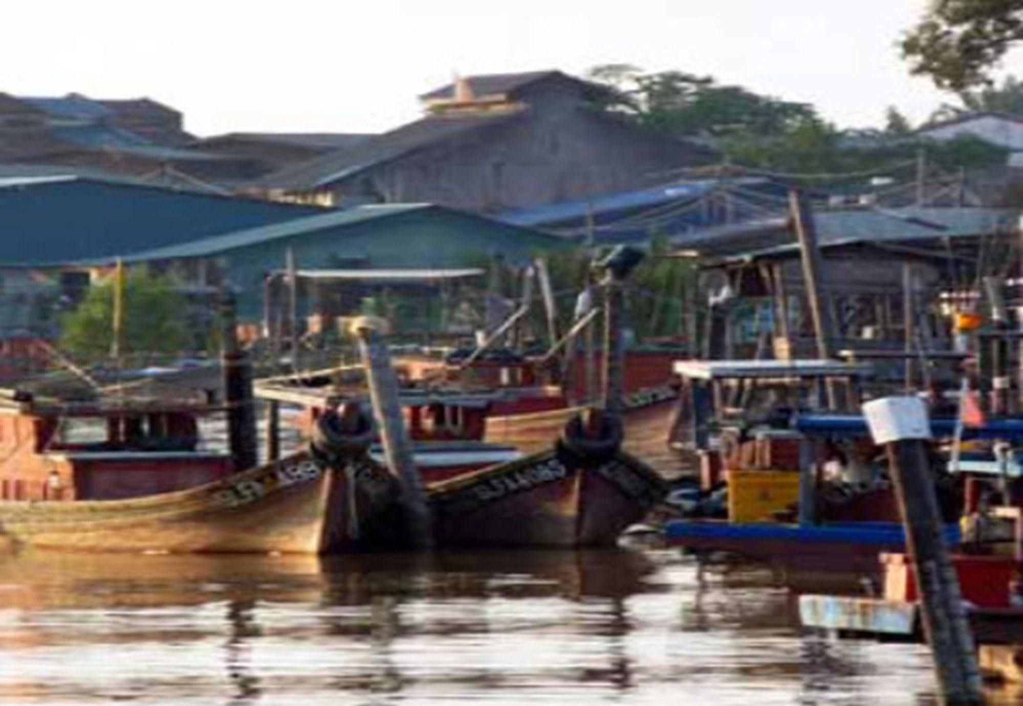 Apps Hotel Kuala Selangor Kültér fotó